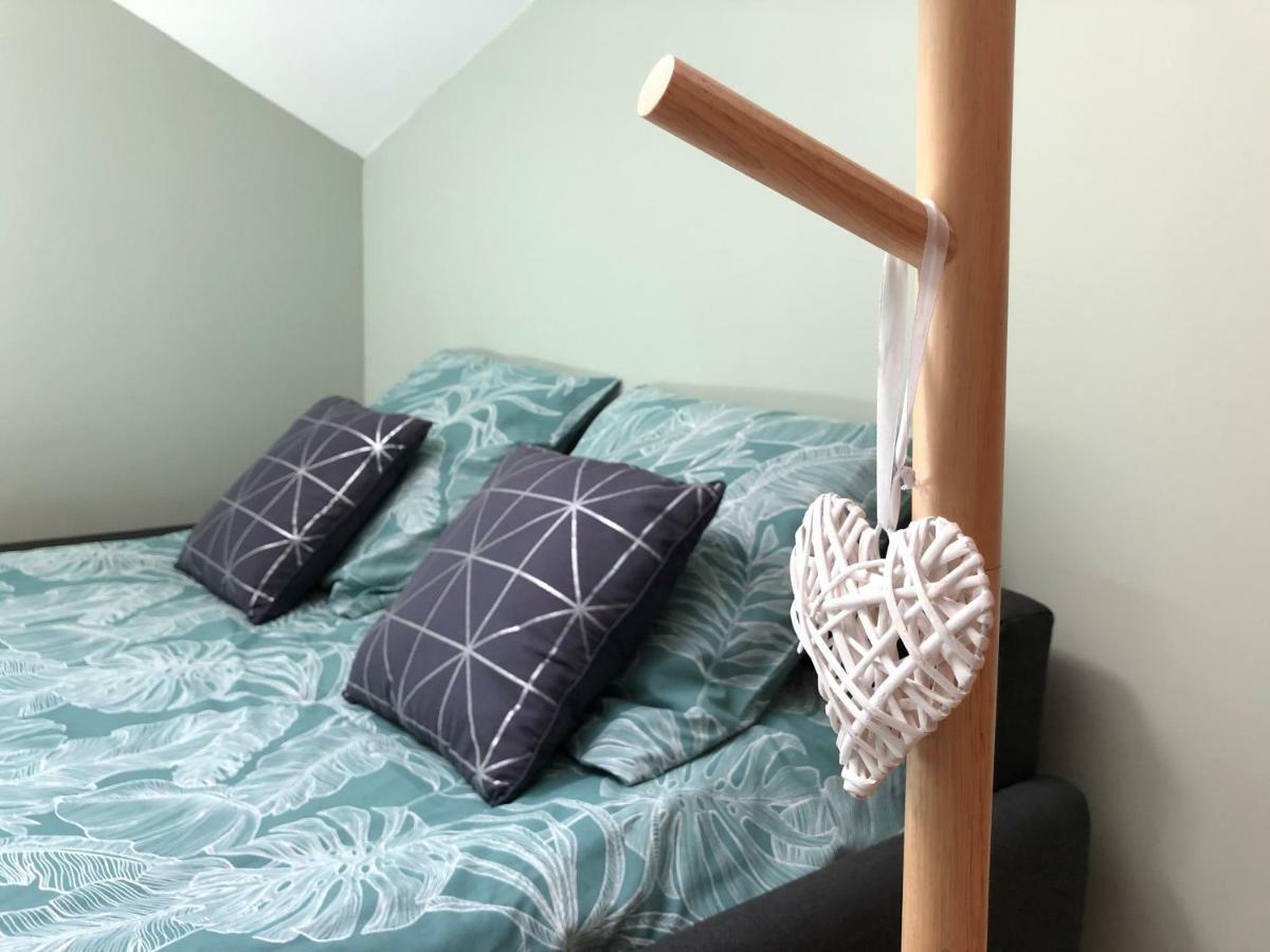 Gite Celeste Pour 6 Personnes Mardeuil 외부 사진